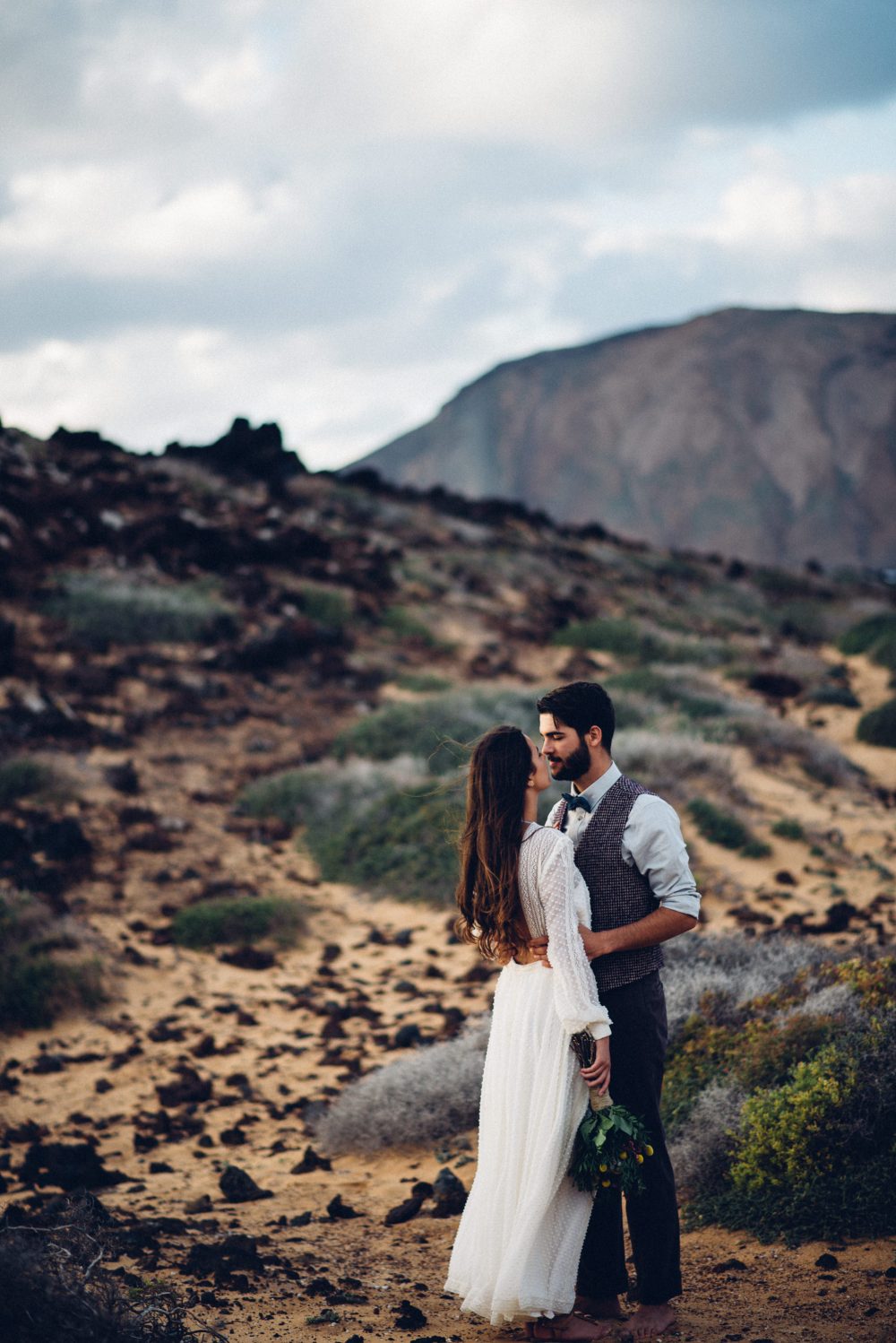 Desert Meets Tropical Elopement in Desert Love Land 