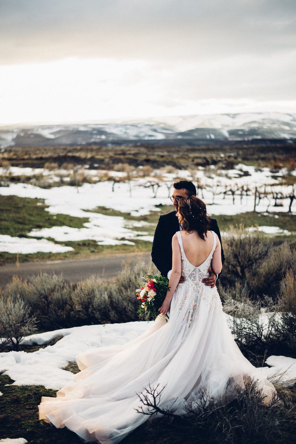 Desert Meets Tropical Elopement in Desert Love Land 